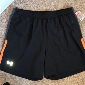 Men’s Under Armour shorts NWT XL